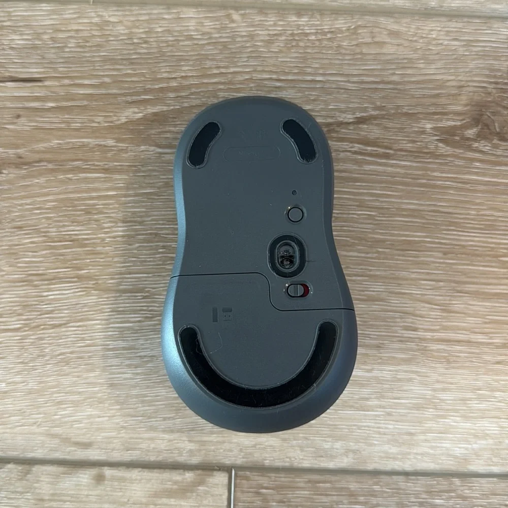 Logi Tech Wireless Mouse